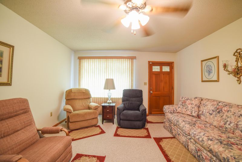 5316 Kirshtein St, North Charleston, SC 29418