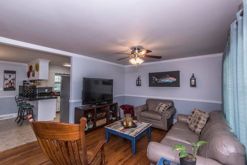 405 Partridge Cir, Summerville, SC 29485