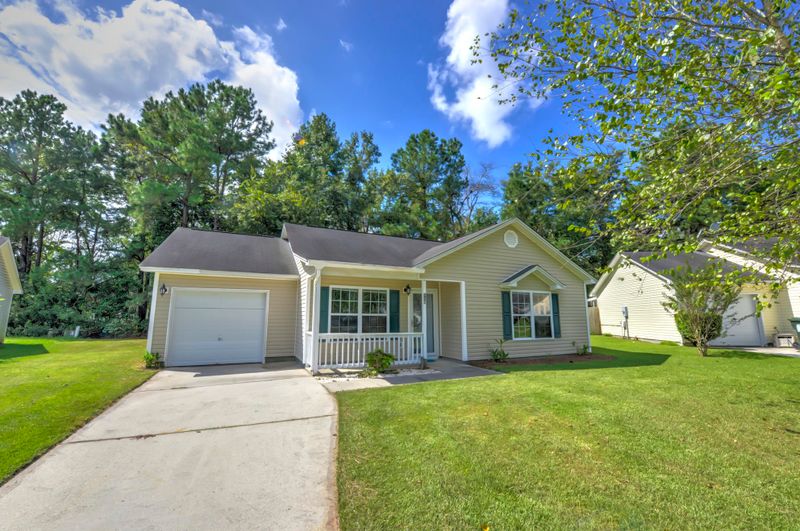 110 Cross Tie Ct, Summerville, SC 29486