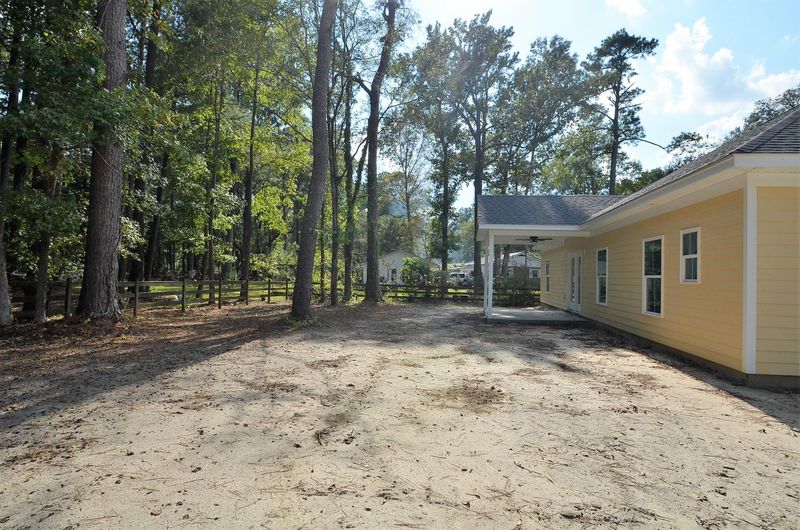 1120 Langdoc St, Moncks Corner, SC 29461
