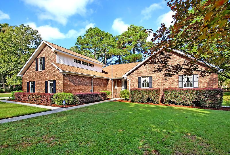 4 Skyeman Dr, Charleston, SC 29414