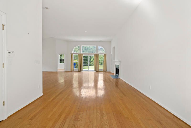 279 Cabrill Dr, Charleston, SC 29414