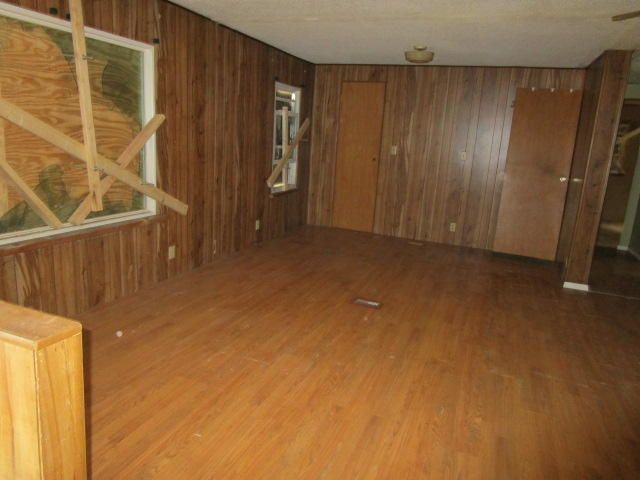 225 Lankford St, Moncks Corner, SC 29461