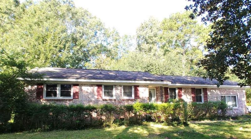 313 Oxford Rd, Ladson, SC 29456