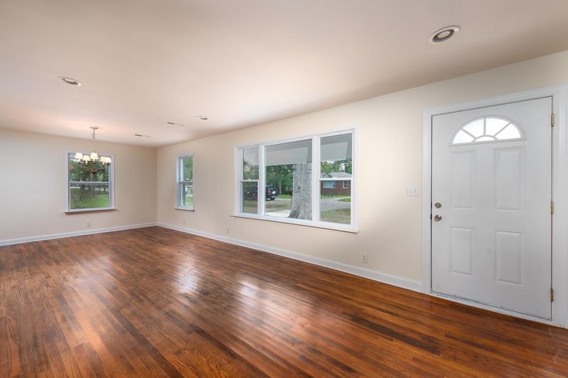 144 Harvey Ave, Goose Creek, SC 29445