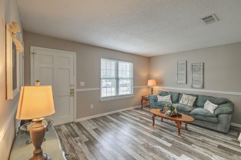 59 University Dr, Ladson, SC 29456