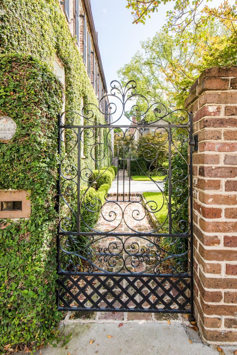 44 King St, Charleston, SC 29401