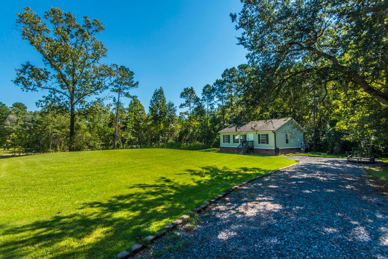 142 Kingsville Rd, Moncks Corner, SC 29461