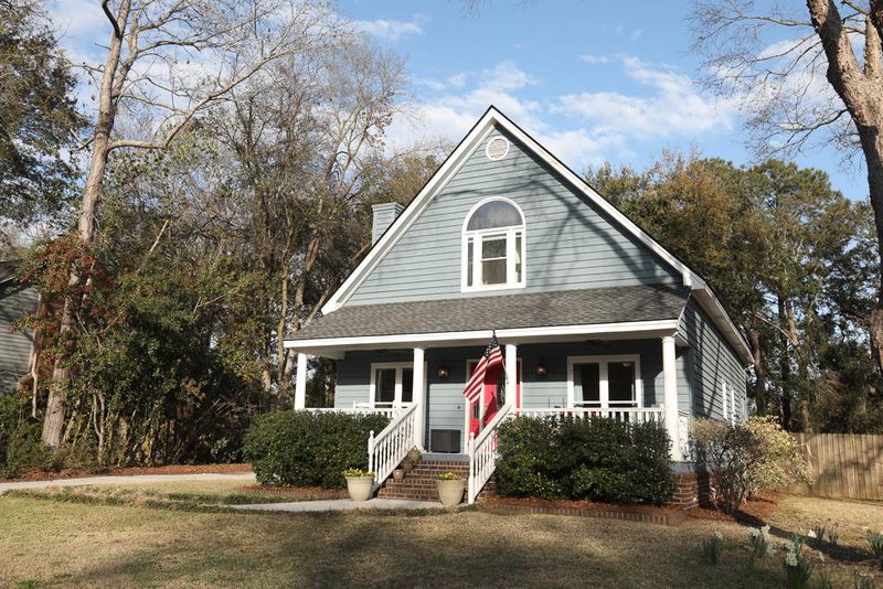 1082 Blue Marlin Dr, Charleston, SC 29412