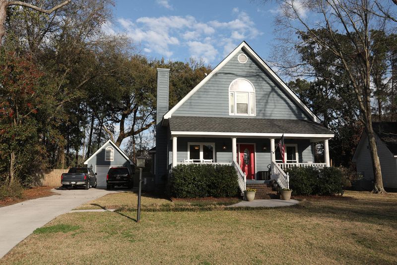 1082 Blue Marlin Dr, Charleston, SC 29412