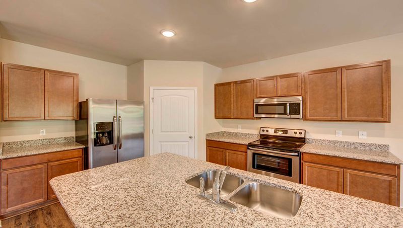 645 Woolum Dr, Moncks Corner, SC 29461