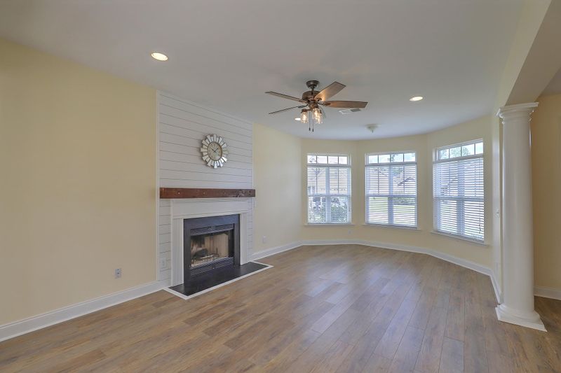 222 Westbrooke Rd, Summerville, SC 29486