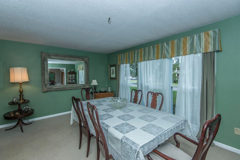 1029 Dominion Dr, Hanahan, SC 29410