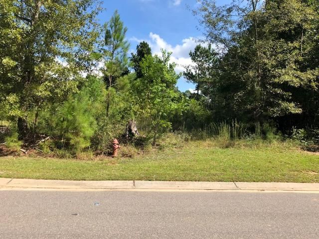 120 Waters Edge Ln, Moncks Corner, SC 29461