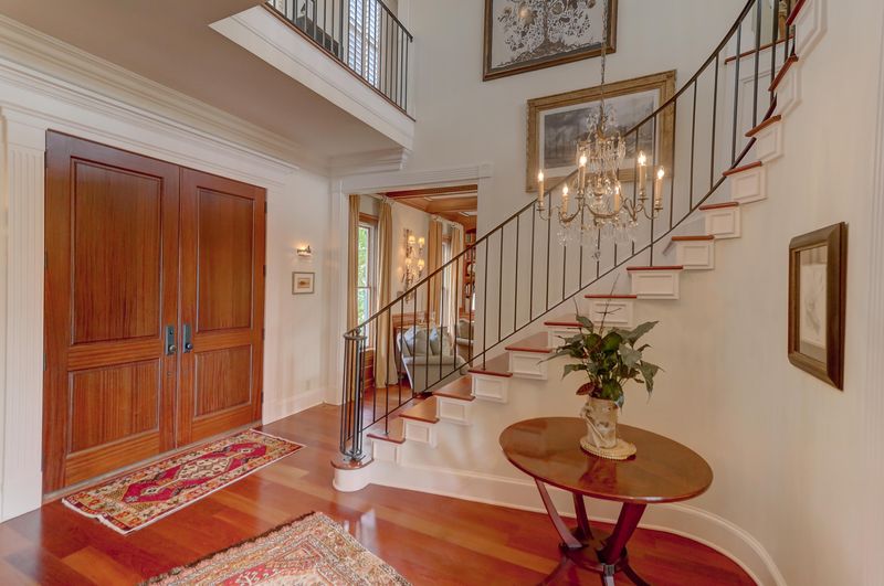 725 Bounty Square Dr, Charleston, SC 29492