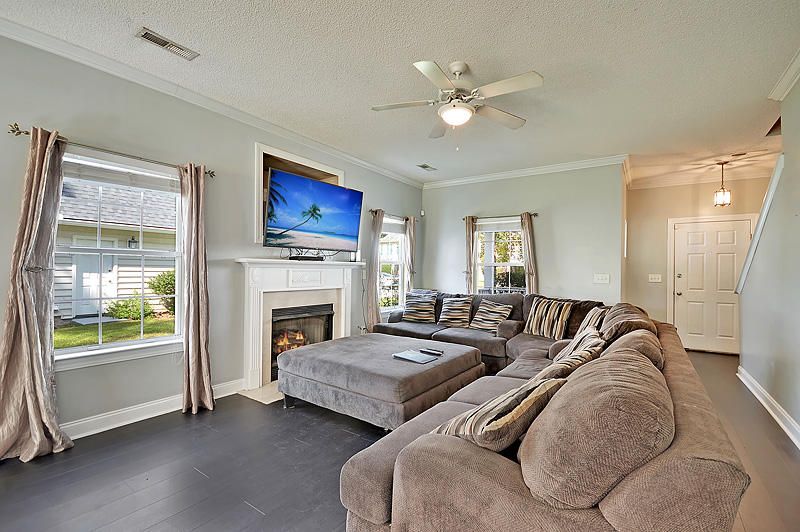 104 Melanie Ln, Summerville, SC 29485