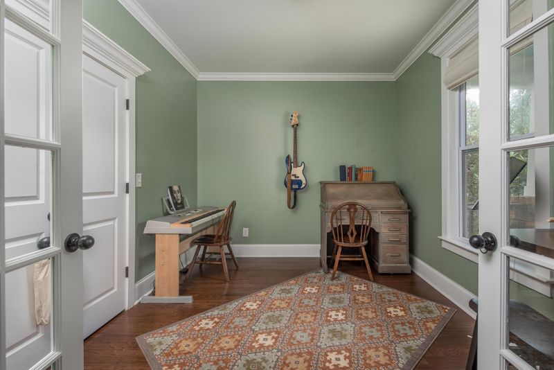 5298 E Dolphin St, North Charleston, SC 29405