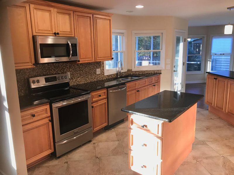 124 Mansfield Blvd, North Charleston, SC 29418