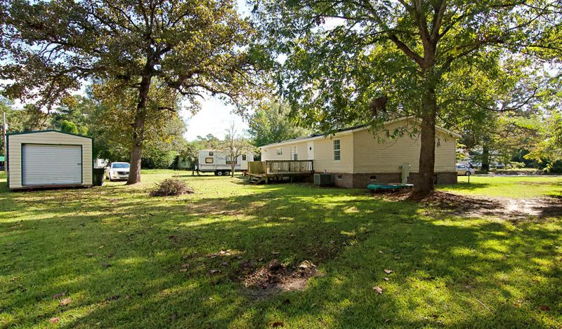 305 Compton Dr, Moncks Corner, SC 29461