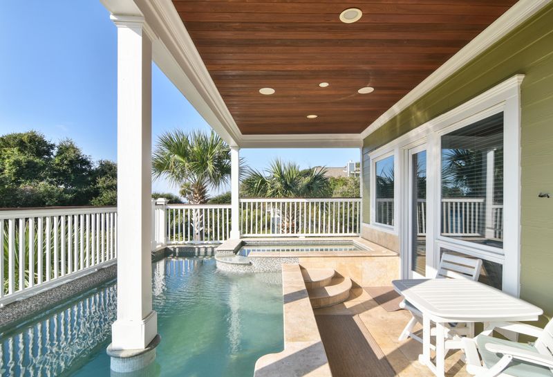 2916 Palm Blvd, Isle Of Palms, SC 29451