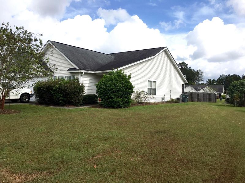 7345 Stoney Moss Way, Hanahan, SC 29410