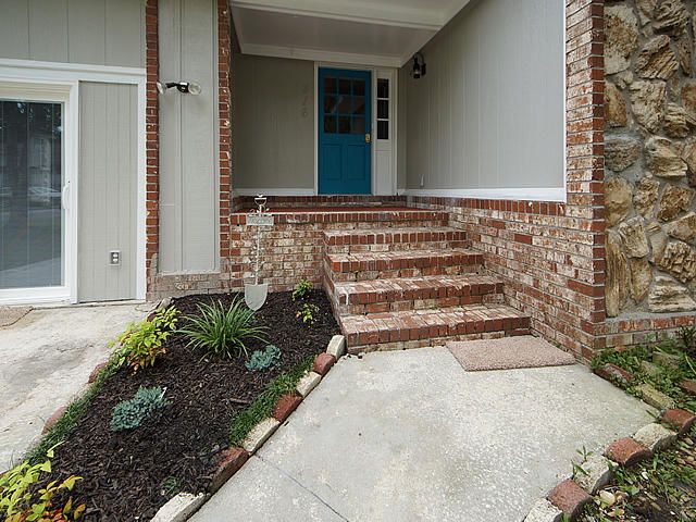 316 Salem Dr, Ladson, SC 29456