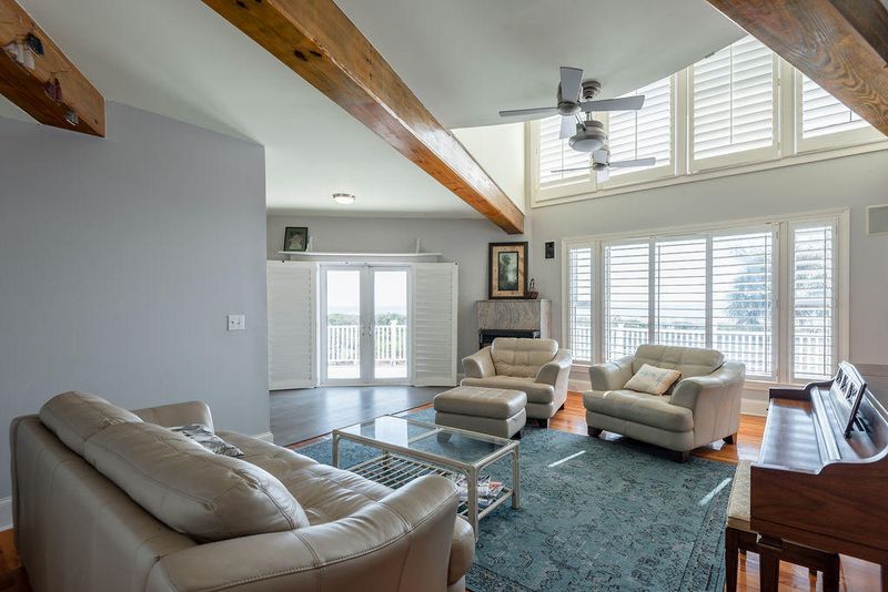 2 51st Ave, Isle Of Palms, SC 29451