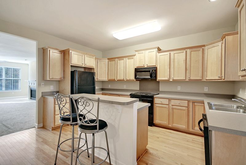 132 Fair Sailing Rd, Mount Pleasant, SC 29466