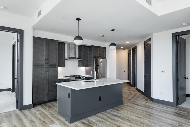 5 Gadsdenboro St #214, Charleston, SC 29401