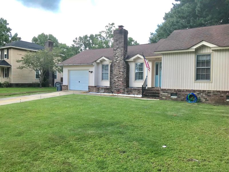 2632 Delhi Rd, North Charleston, SC 29406