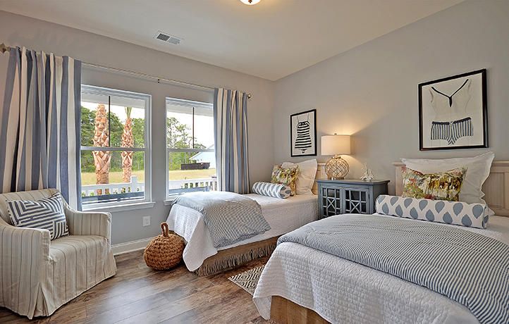 209 Witch Hazel St, Summerville, SC 29486
