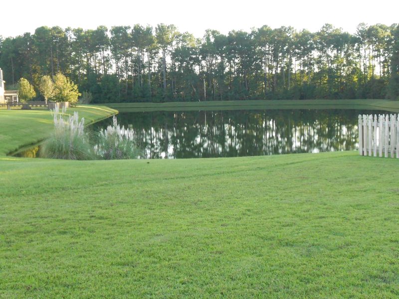121 Salem Creek Dr, Goose Creek, SC 29445
