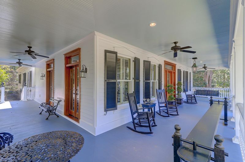 131 Linwood Ln, Summerville, SC 29483