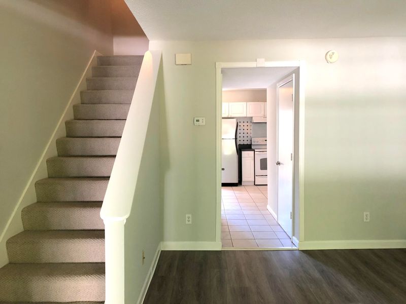 507 Stinson Dr #E13, Charleston, SC 29407
