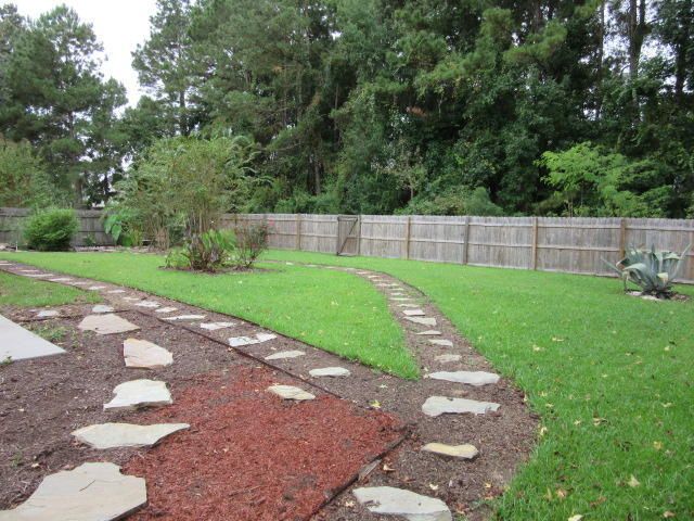 8524 Kennestone Ln, North Charleston, SC 29420