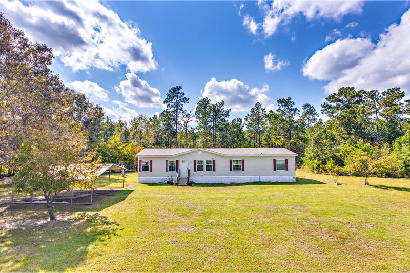 519 Saint Julian Dr, Cross, SC 29436