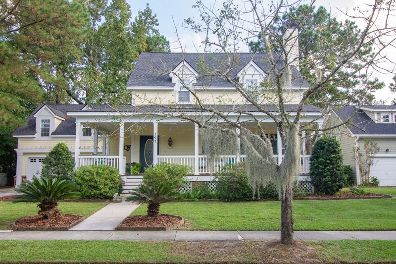 197 Fairchild St, Daniel Island, SC 29492