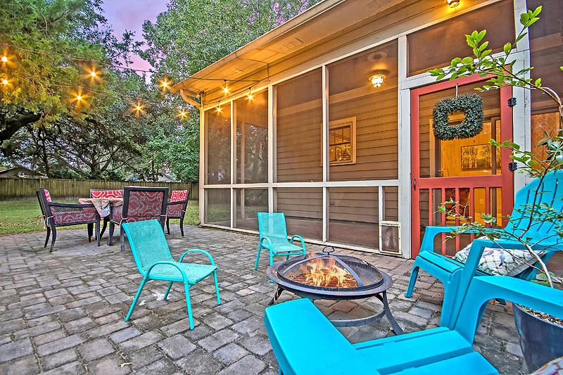 1915 2nd Dr, Charleston, SC 29407