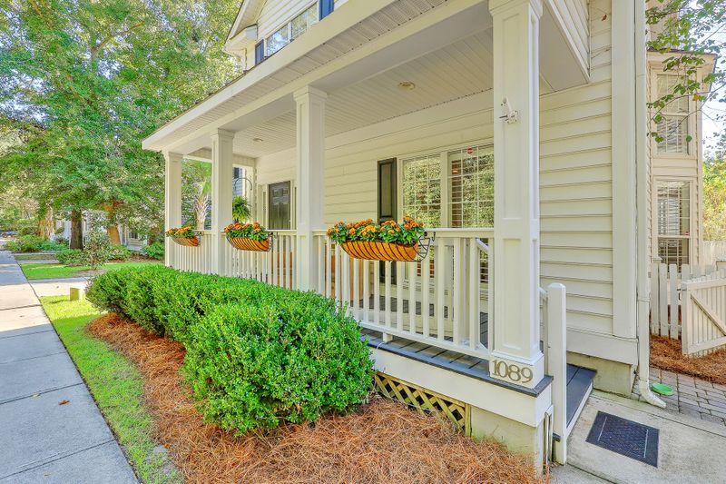 1089 Mathis Ferry Rd, Mount Pleasant, SC 29464