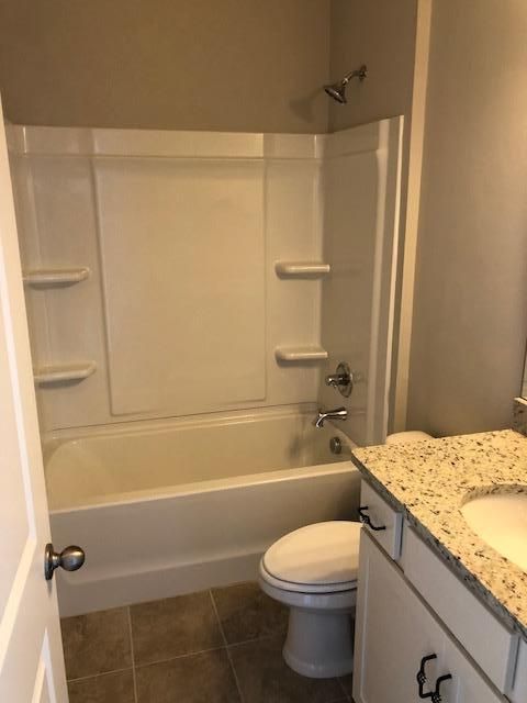 457 Stonefield Cir, Moncks Corner, SC 29461