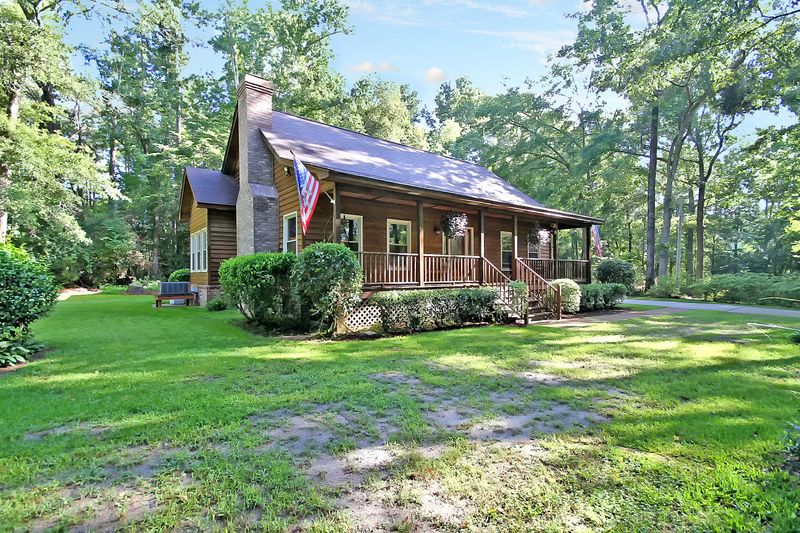 150 Cypress Hill Ln, Ridgeville, SC 29472