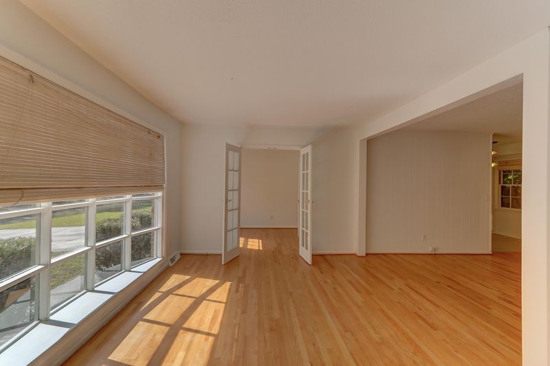 6 Edenwood Ct, Charleston, SC 29407