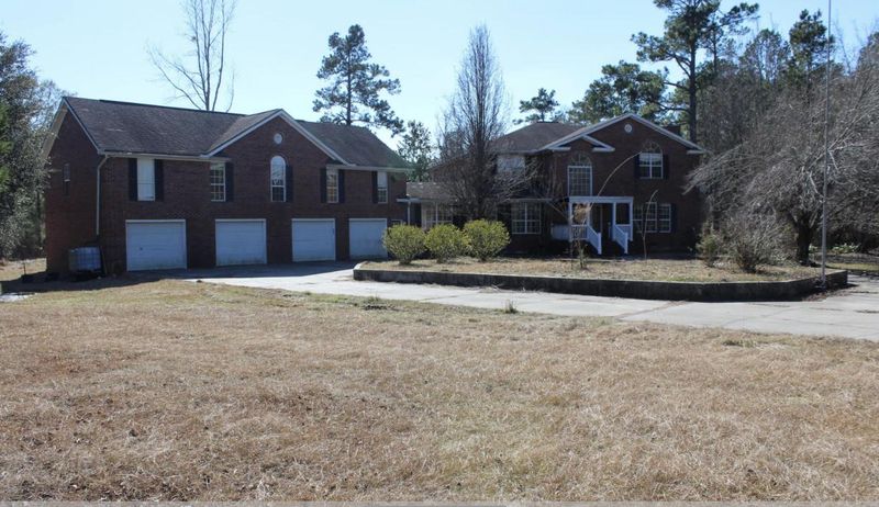 239 Leach Ln, Cross, SC 29436
