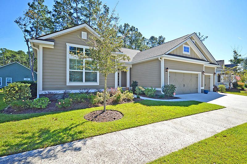 224 Bateaux Dr, Summerville, SC 29483