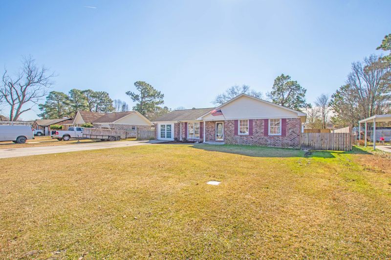 708 Beauregard Rd, Summerville, SC 29486