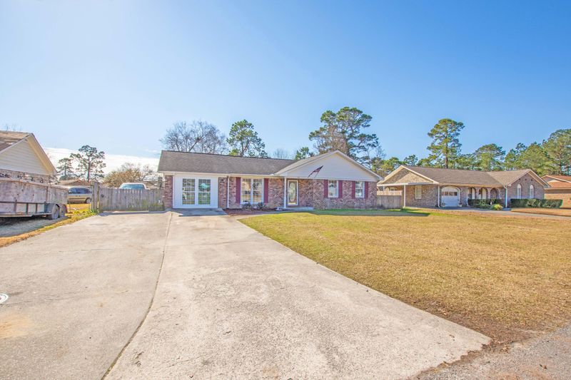 708 Beauregard Rd, Summerville, SC 29486