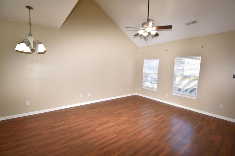 126 Lake Jogassee Dr, Summerville, SC 29485
