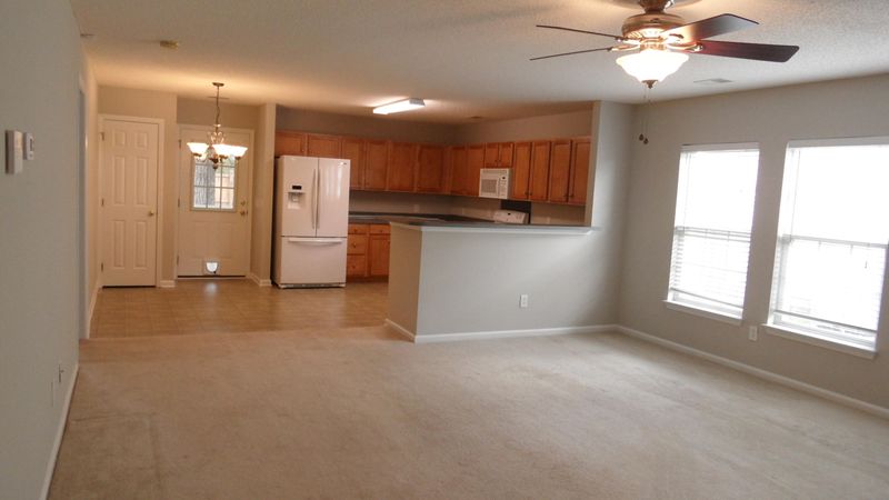 226 Wildberry Ln, Goose Creek, SC 29445