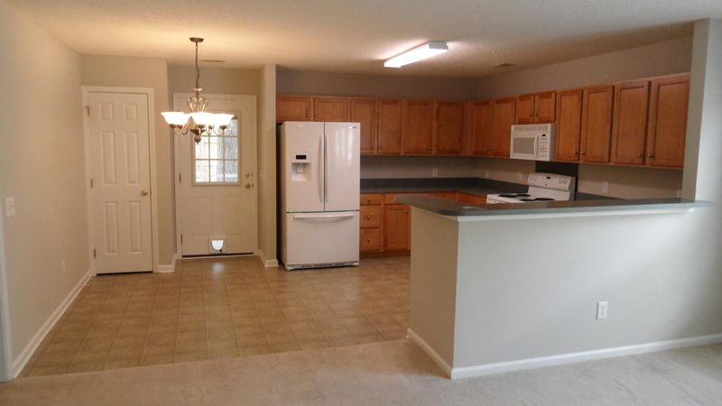 226 Wildberry Ln, Goose Creek, SC 29445