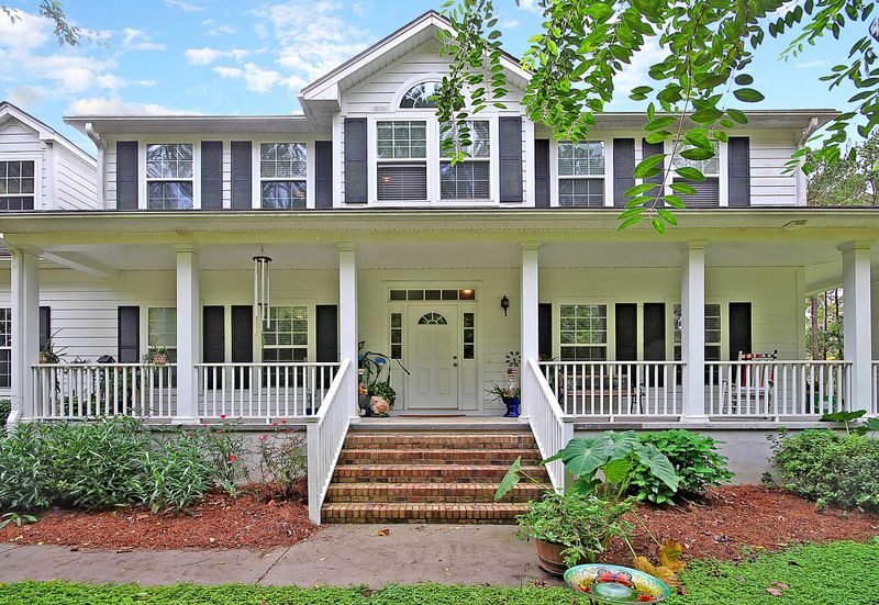 371 Greyback Rd, Summerville, SC 29483